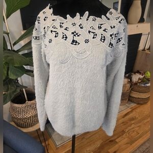 En Creme Gray Sweater with Applique Design